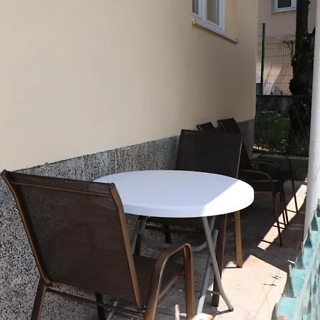 Bloom With View Apartamento Saraievo